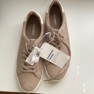 Women’s suede sneakers. Old Navy